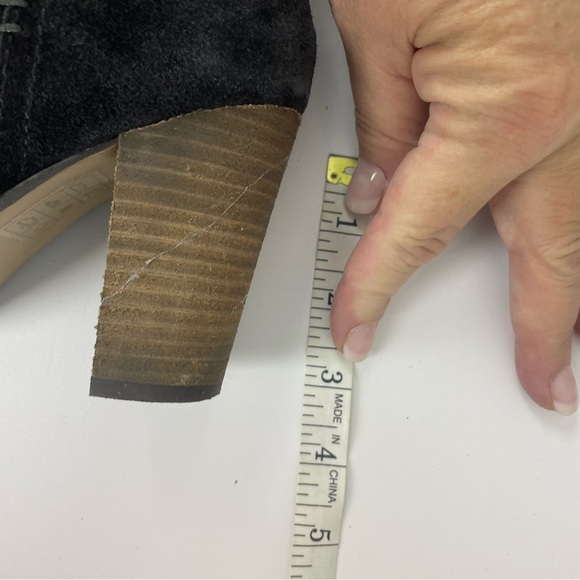 Dolce Vita DV Gray Suede Side Zip Heeled Boots size 6.5 M - Picture 12 of 17